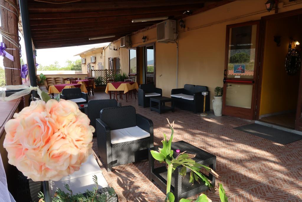 S'Arriali Ranch Guest House Iglesias Luaran gambar