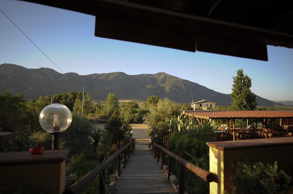 S'Arriali Ranch Guest House Iglesias Luaran gambar
