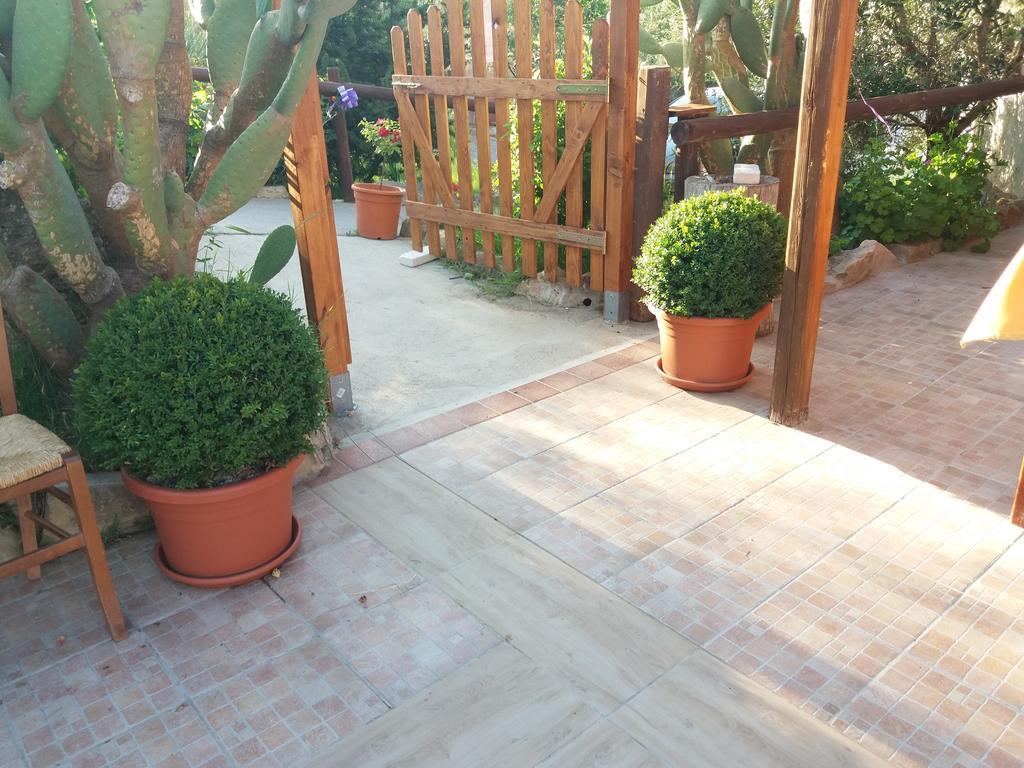 S'Arriali Ranch Guest House Iglesias Luaran gambar